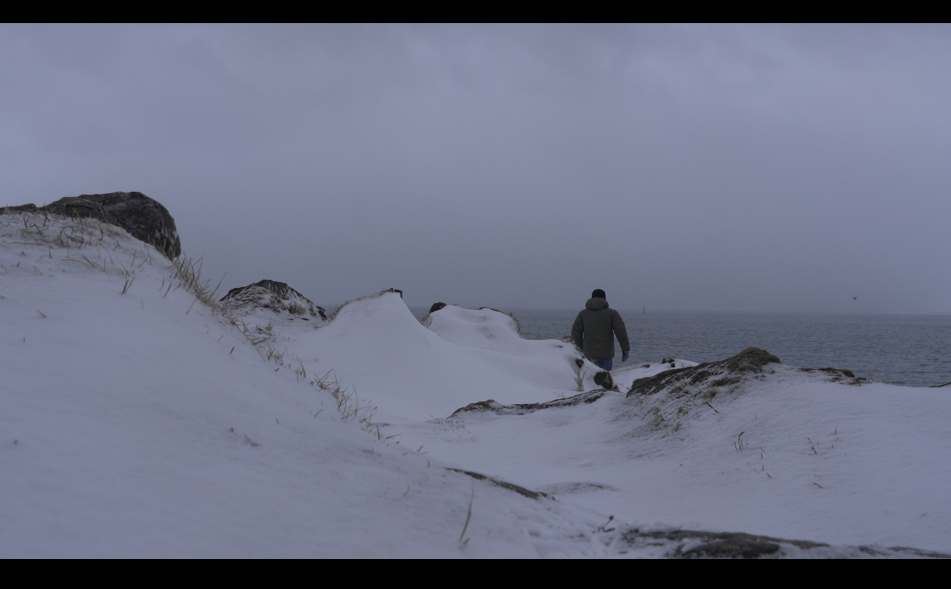 Snowy landscape — When solidarity becomes a crime